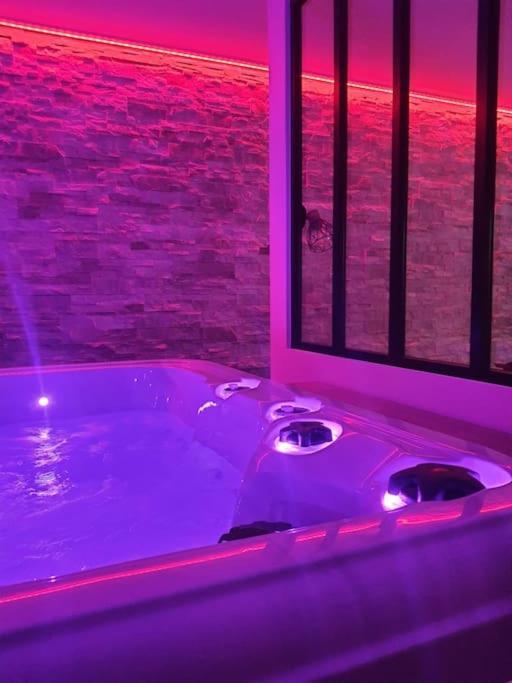 Superbe Appartement Avec Jacuzzi Et Exterieur Perpignan Exterior foto