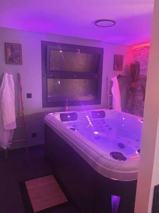 Superbe Appartement Avec Jacuzzi Et Exterieur Perpignan Exterior foto