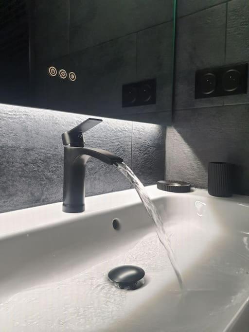 Superbe Appartement Avec Jacuzzi Et Exterieur Perpignan Exterior foto