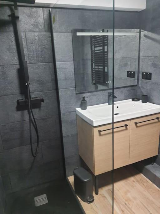 Superbe Appartement Avec Jacuzzi Et Exterieur Perpignan Exterior foto